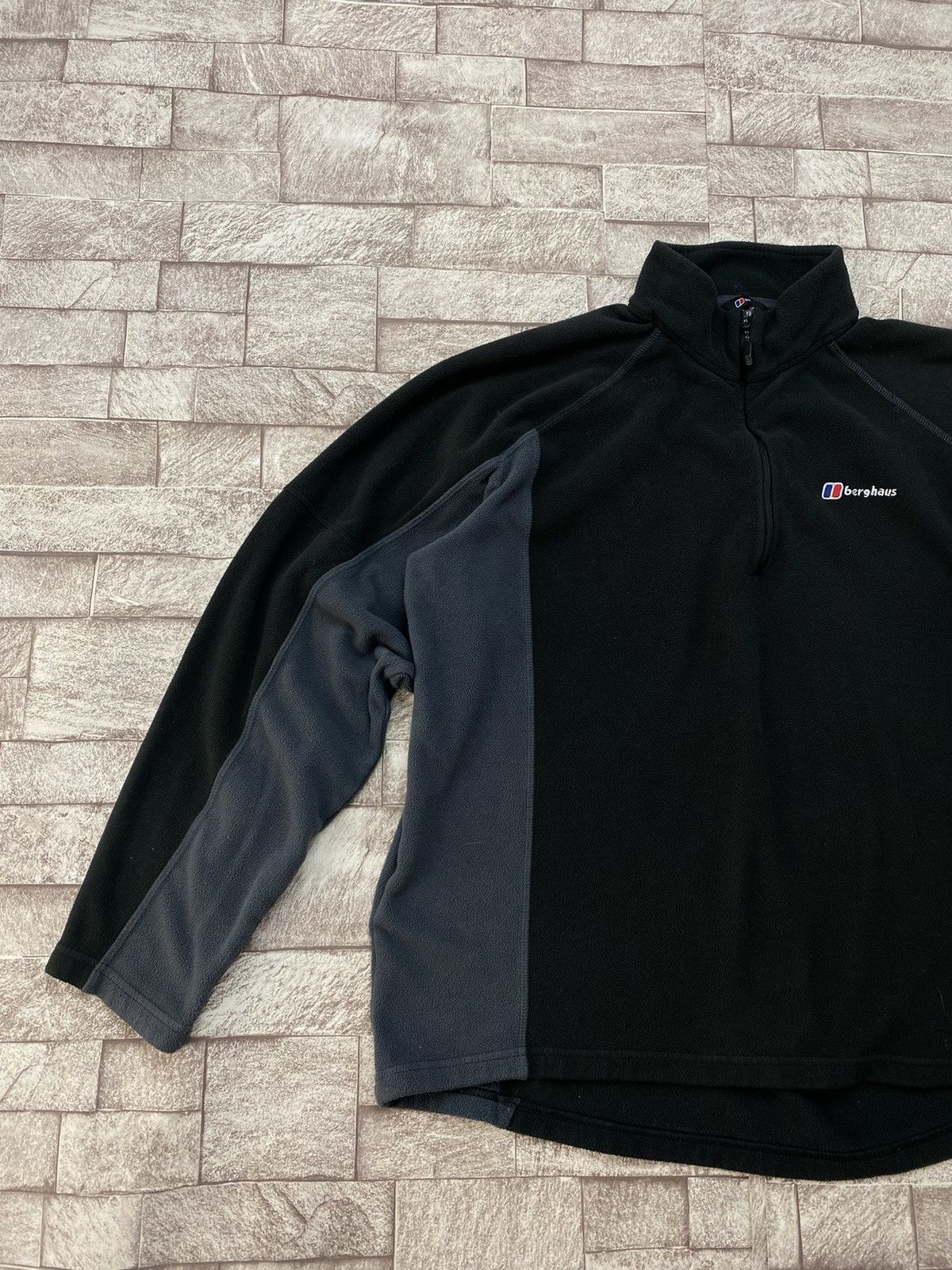 Berghaus × Japanese Brand × Mountain Hardwear Berghaus Black Quarter Zip Techwear Fleece Men’s XXl Size US XL / EU 56 / 4 - 3 Thumbnail