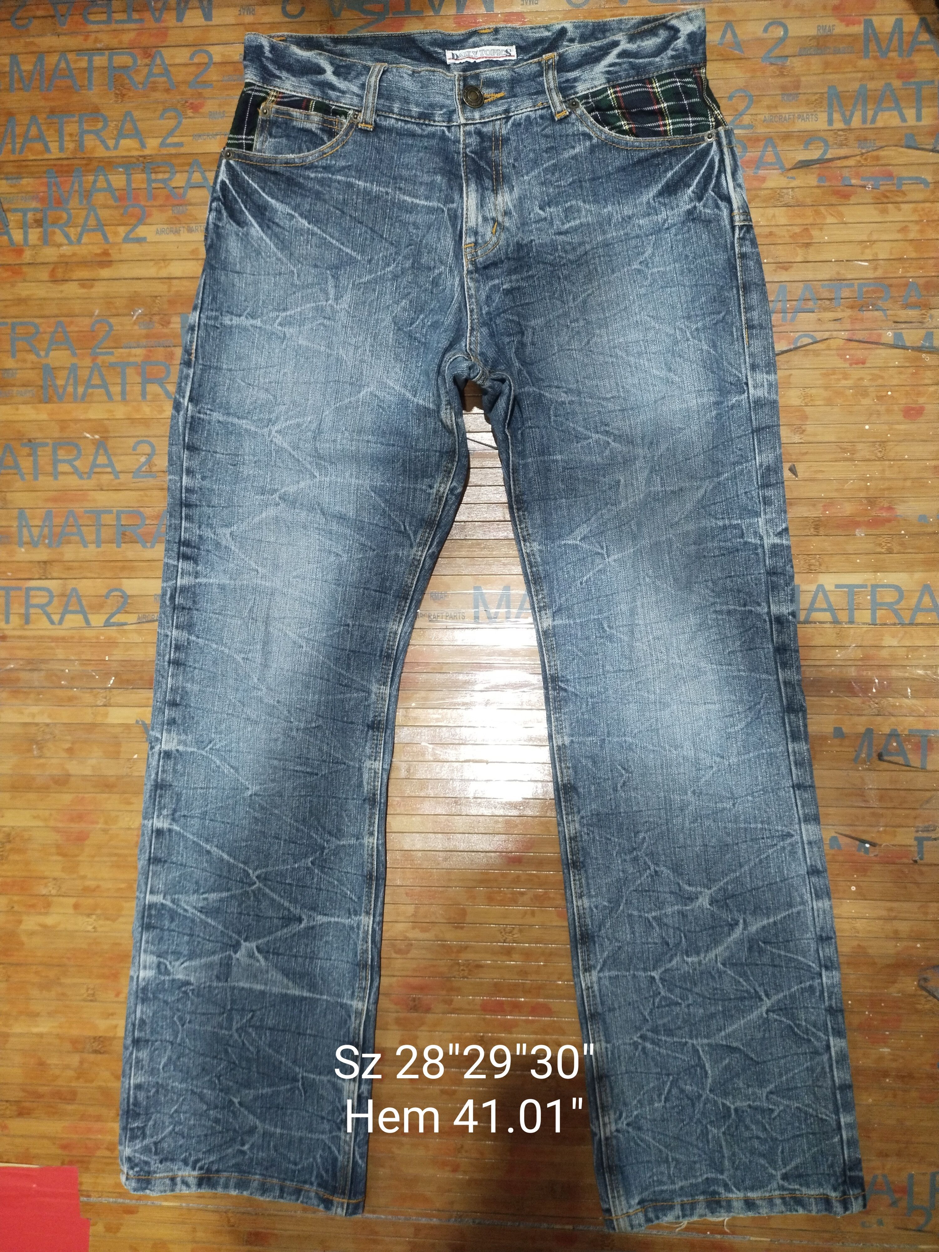 Japanese Brand × Vintage Jeans Daily Topics " Baggy Style" Sz 30" Size US 30 / EU 46 - 1 Thumbnail