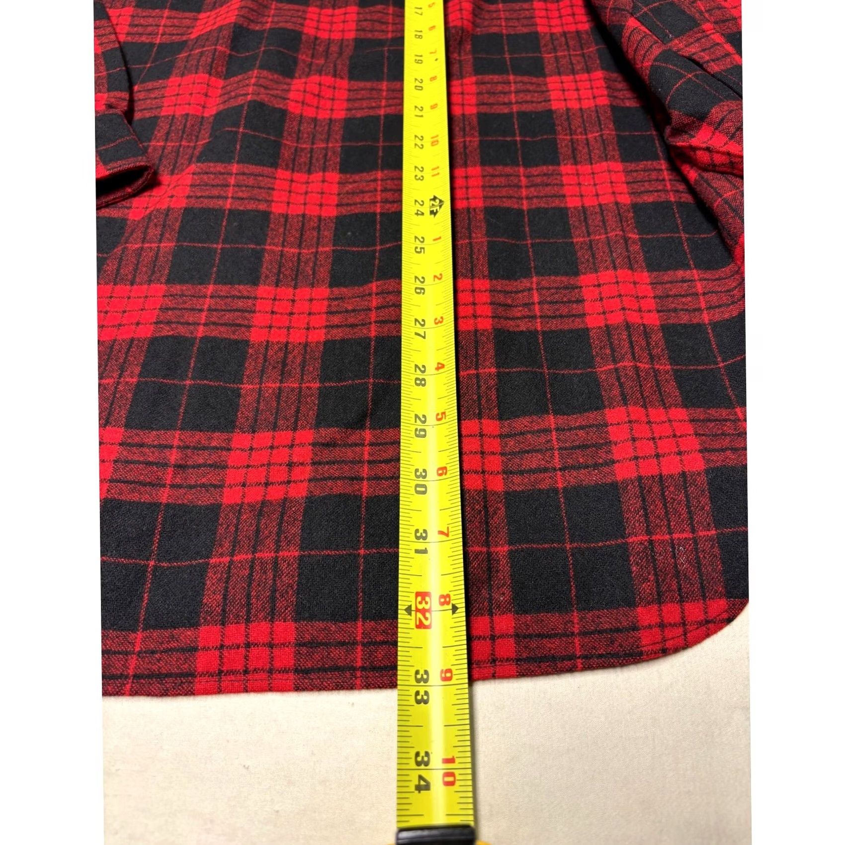 Pendleton VINTAGE Pendleton Board Shirt Mens XL Red Black Buffalo Plaid Wool Flannel Button-Up - USA Made Size US XL / EU 56 / 4 - 6 Thumbnail