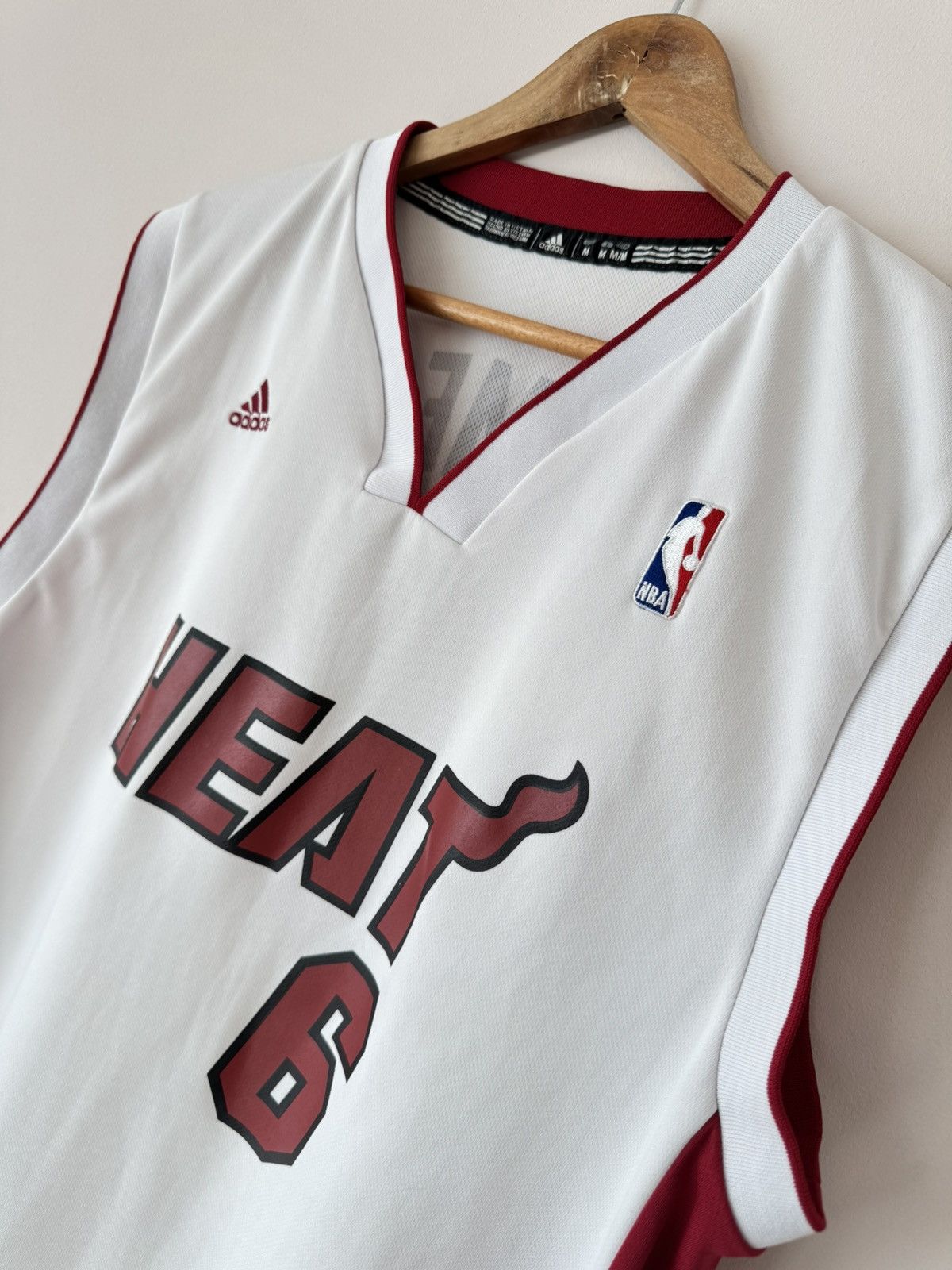 Adidas James #6 Miami Heat Basketball Jersey NBA Shirt Kit Size US M / EU 48-50 / 2 - 10 Thumbnail