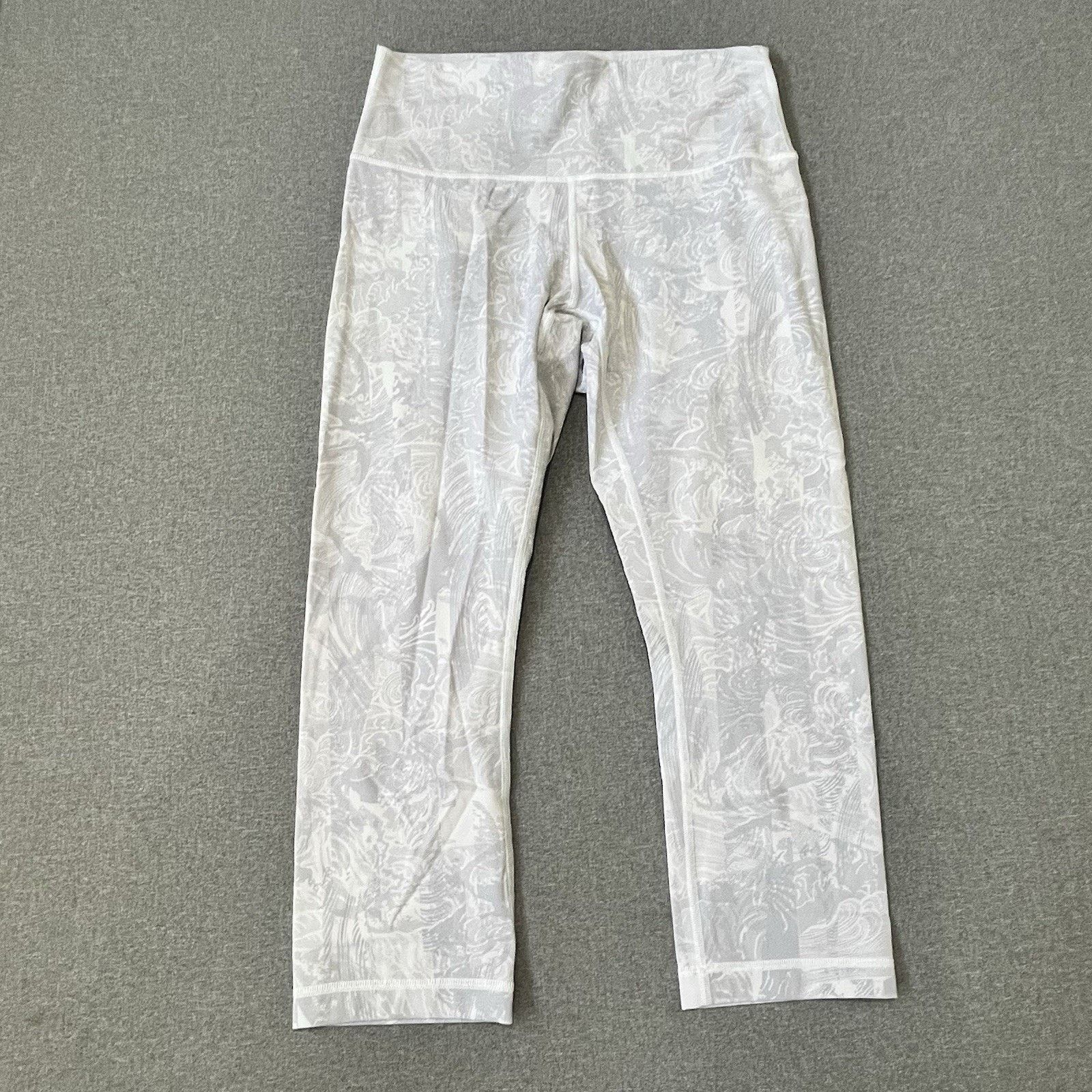Lululemon Lululemon Wunder Under Crop 8 Hi-Rise Eternal Wave W6APFS Size 30" / US 8 / IT 44 - 1 Thumbnail
