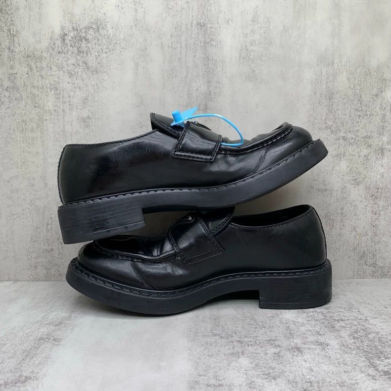 Prada Prada Thick Sole Loafers Size 7.5-2506 Size US 7.5 / EU 40-41 - 2 Thumbnail
