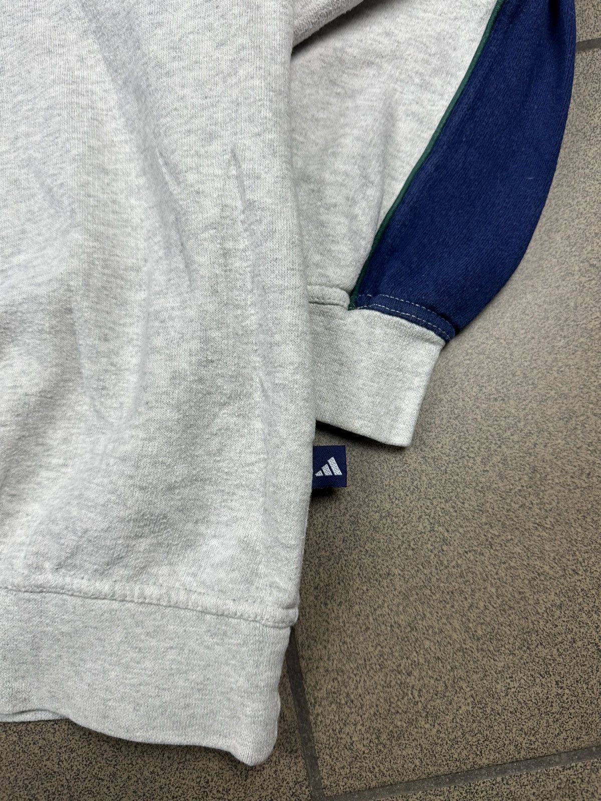 Adidas × Vintage Vintage 90s Adidas crewneck Size US L / EU 52-54 / 3 - 6 Thumbnail