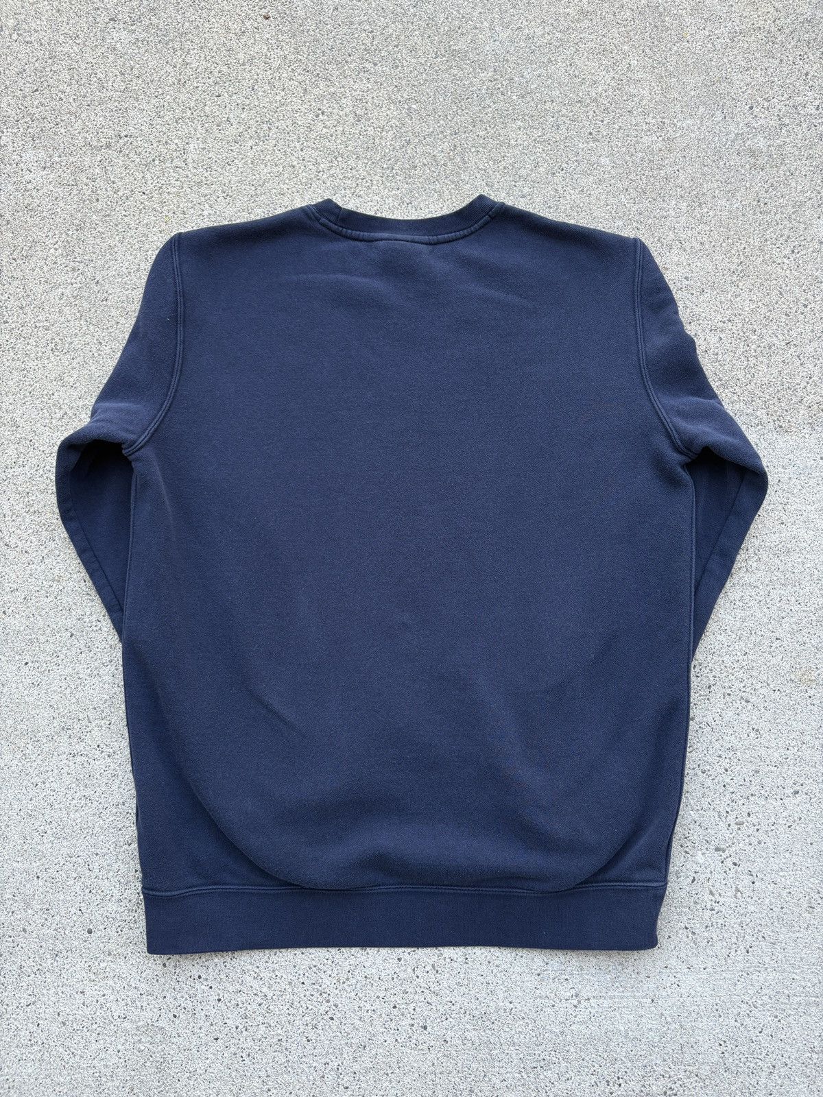 Nike × Vintage Vintage 2000s Y2K Nike Navy Blue Embroidered Swoosh Sweater Size US M / EU 48-50 / 2 - 2 Thumbnail