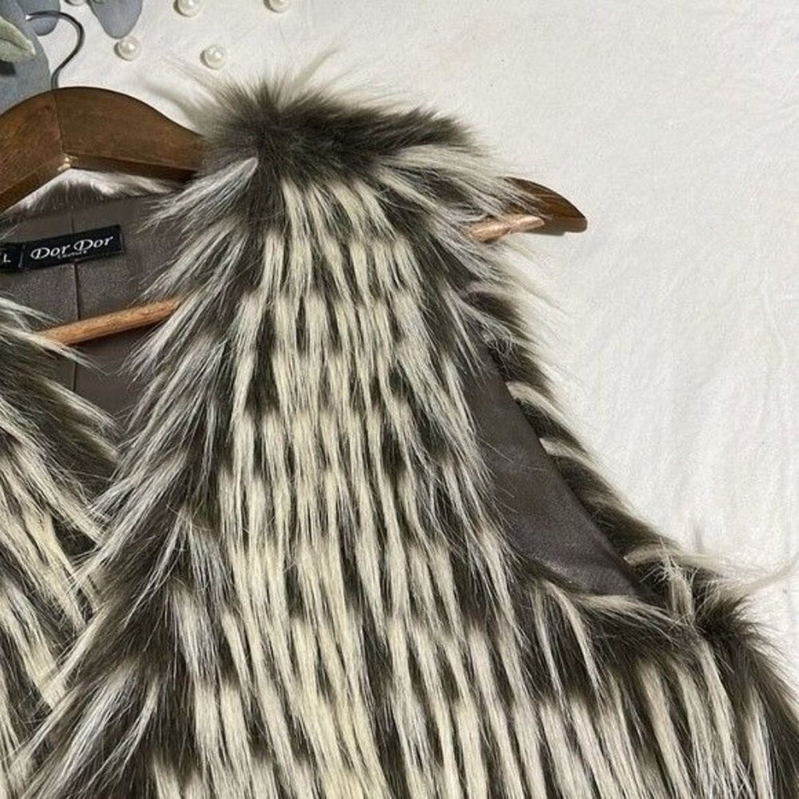 Anthropologie Anthropologie Dor Dor Couture Faux Fur Vest Large Size L / US 10 / IT 46 - 12 Thumbnail