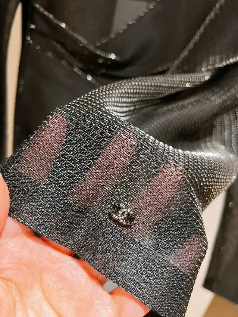 Chanel Chanel Black and silver illusion needle long sleeves Size XS / US 0-2 / IT 36-38 - 6 Thumbnail
