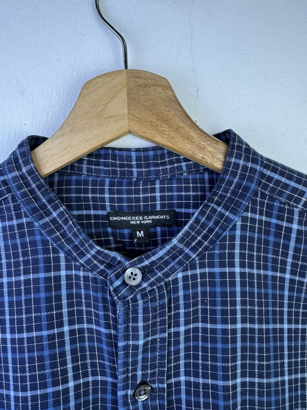 Engineered Garments Engineered Garments banded collar shirt in a dark navy Size US M / EU 48-50 / 2 - 4 Thumbnail