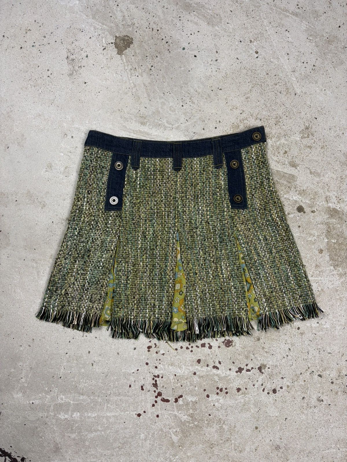 Dolce & Gabbana 2000s Dolce & Gabbana Knitted Mini Skirt Fringe Tweed Size 28" / US 6 / IT 42 - 1 Thumbnail