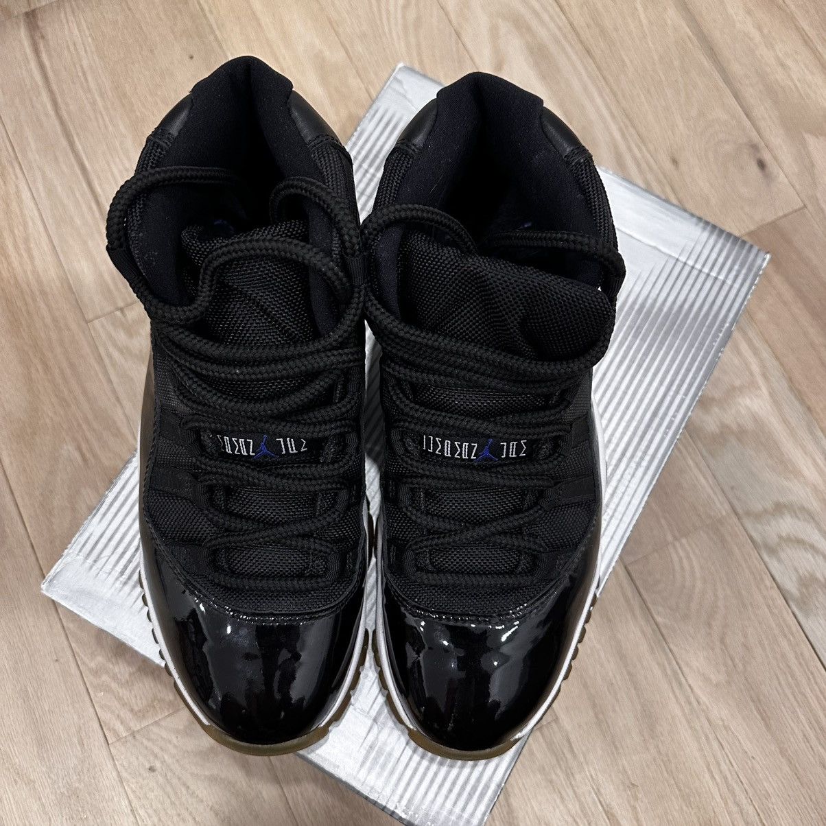 Jordan Brand Air Jordan 11 space jam Size US 8.5 / EU 41-42 - 2 Thumbnail