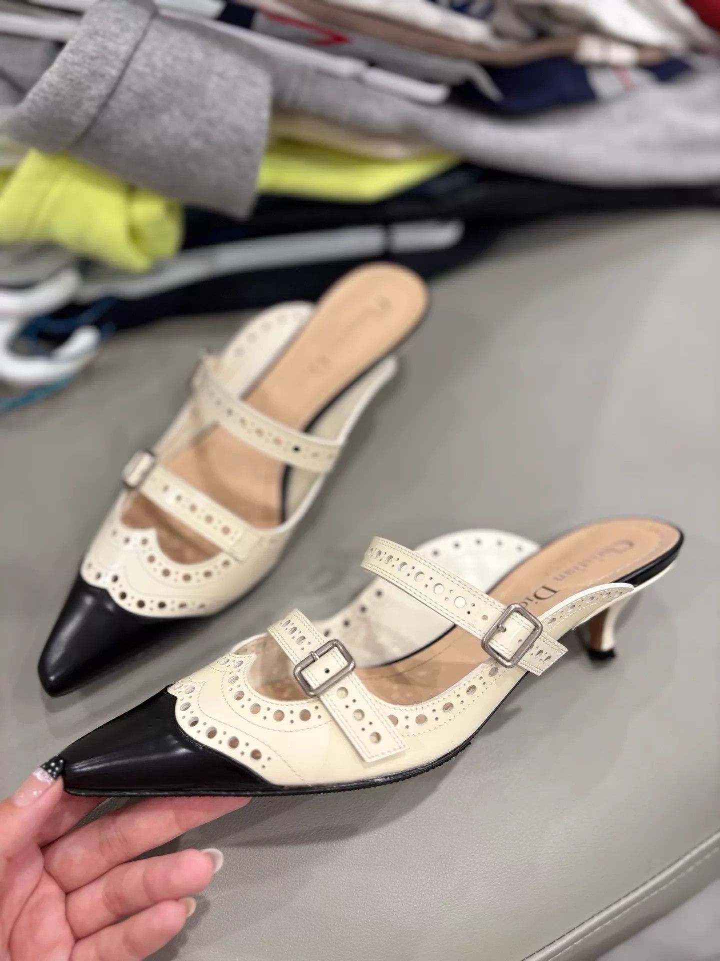 Dior Dior B&W Chelsea Pointed Kitten Slide 99N 35.5 Size US 5 / IT 35 - 1 Thumbnail