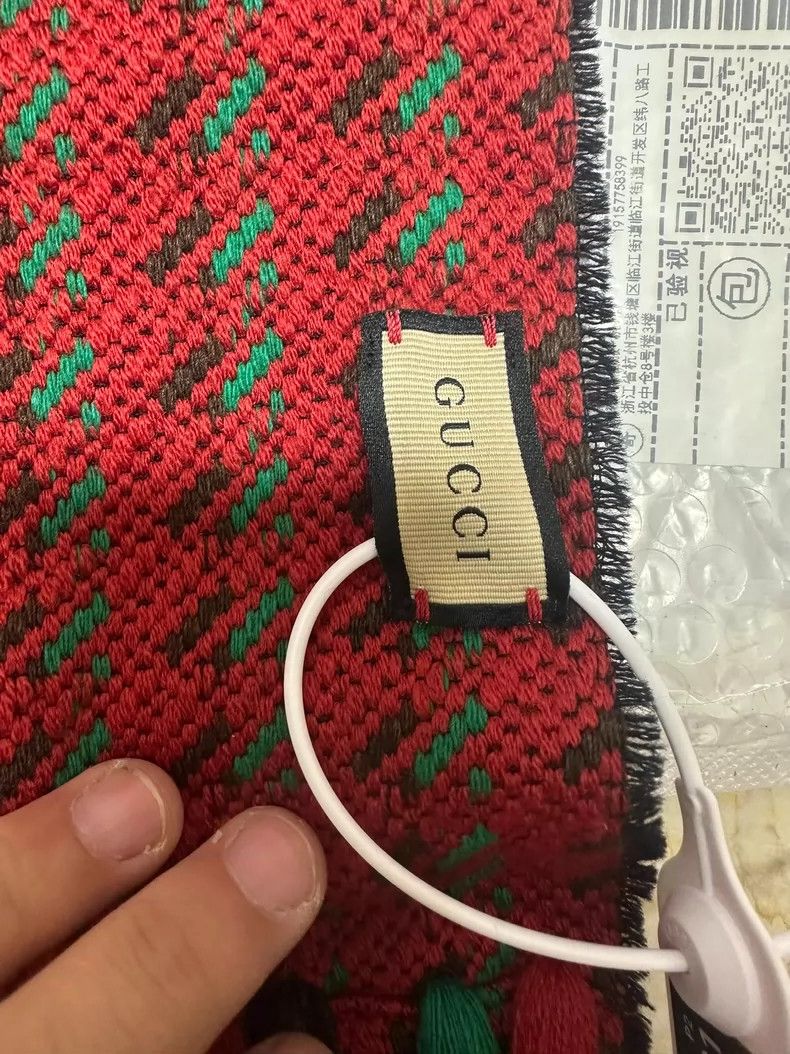 Gucci Gucci Red and green striped scarf Size ONE SIZE - 1 Thumbnail