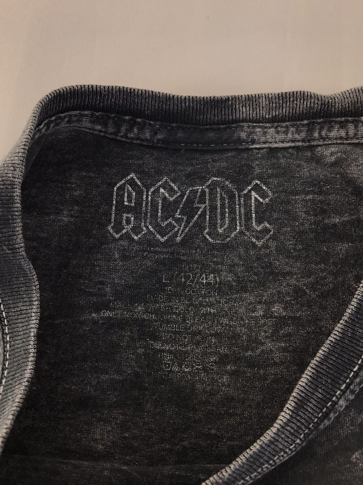 AC/DC × Band Tees Vtg Y2K AC/DC Rock Band British Tour 82 Design Tie Dye Tee Size US M / EU 48-50 / 2 - 5 Thumbnail