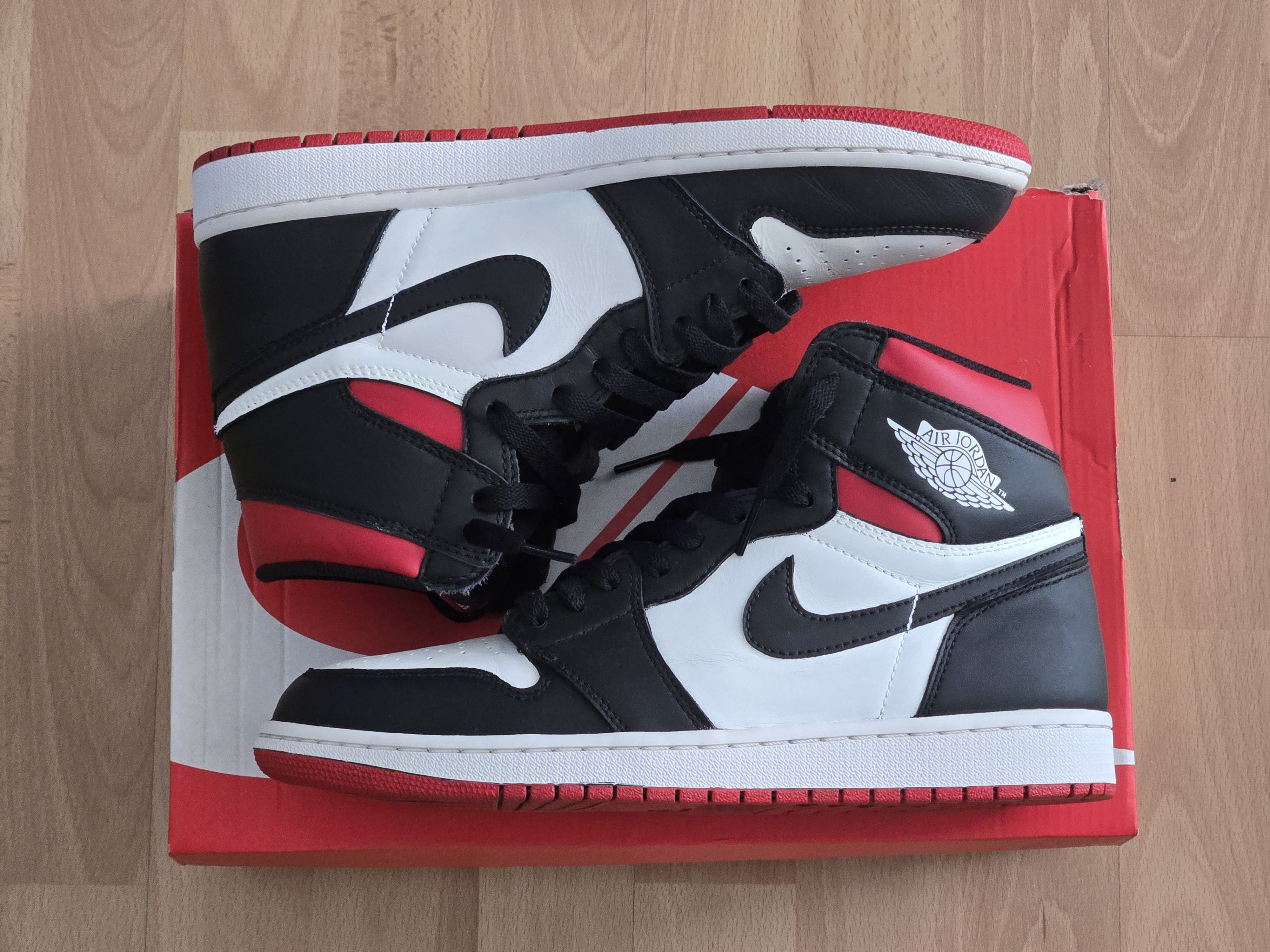 Nike Air Jordan 1 Retro High Yin Yang Custom Painted SZ 9.5 Size US 9.5 / EU 42-43 - 1 Thumbnail