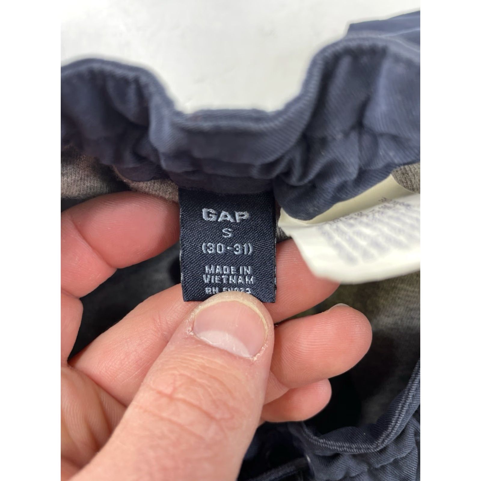Gap VINTAGE is not applicable. Cannot exceed 200 chars. Size US 29 - 2 Thumbnail