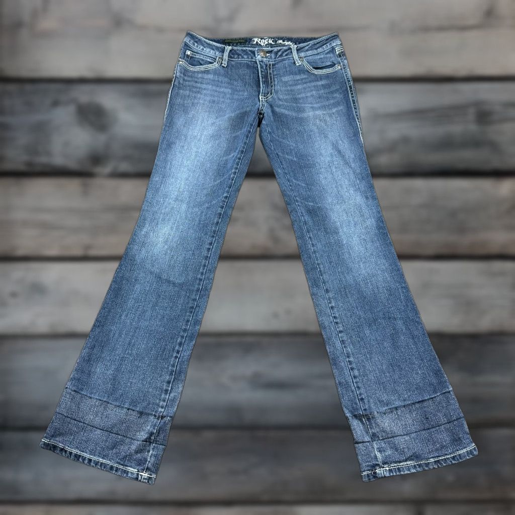 Wrangler Wrangler Rock 47 Jeans Womens 9x34 Bootcut Blue Denim Low Rise Medium Wash 5-Pocket Distressed Rhinestone Embroidered 32 in Waist 34 in Inseam Jeans Size 30" / US 8 / IT 44 - 1 Thumbnail