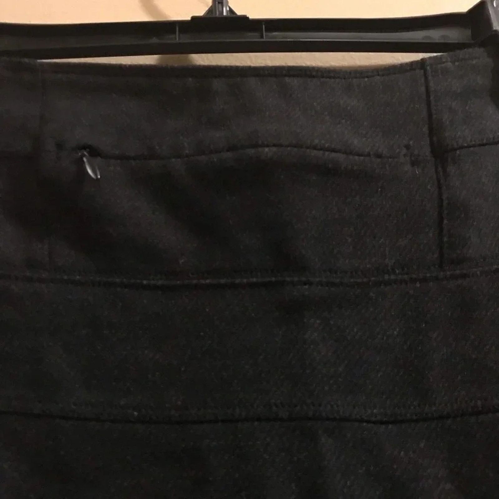 Athleta Athleta Flared Skirt Black Back Pocket Size 27" / US 4 / IT 40 - 6 Thumbnail