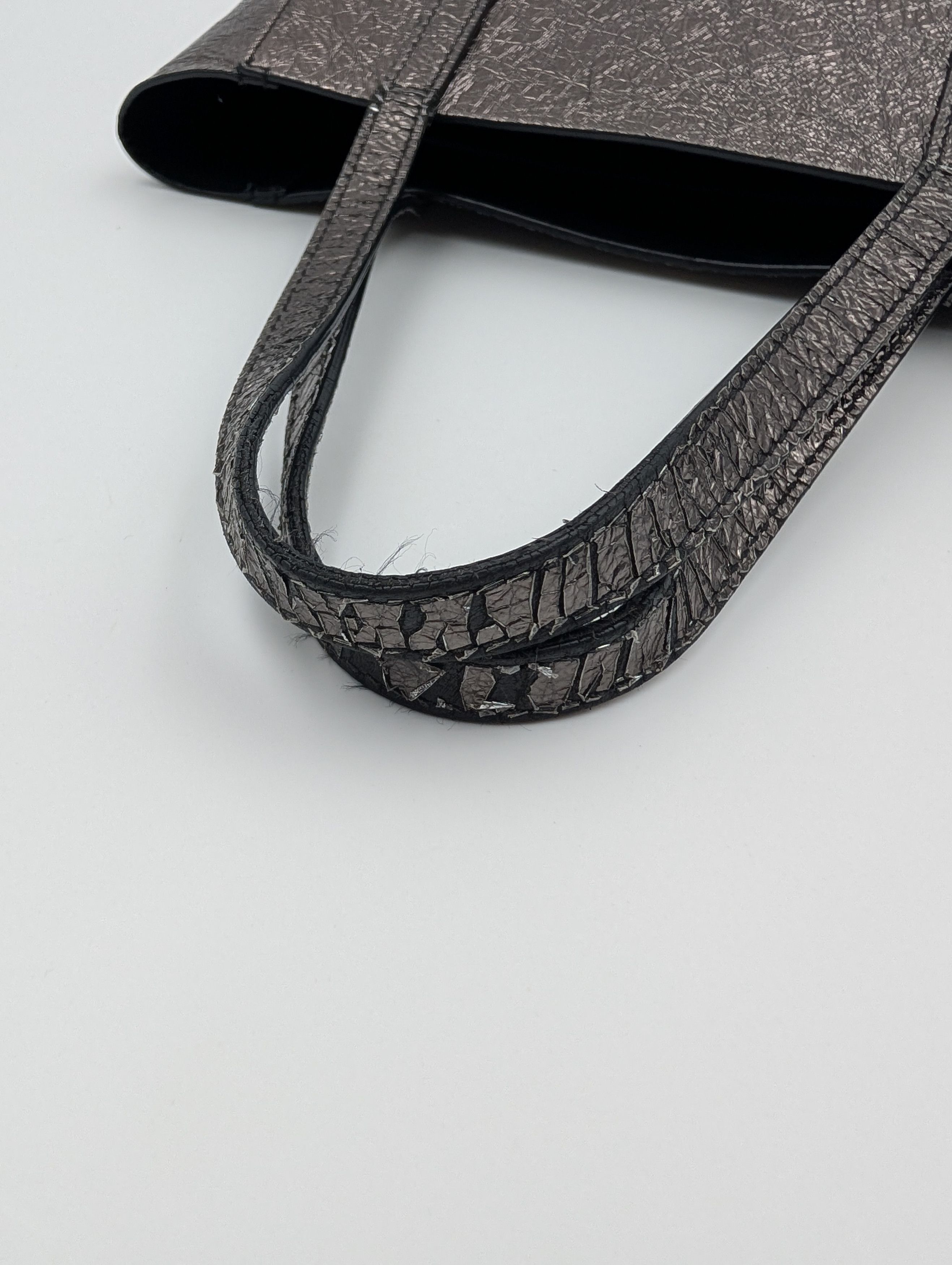 Balenciaga Balenciaga Black Shiny Everyday XS Tote Size ONE SIZE - 9 Thumbnail