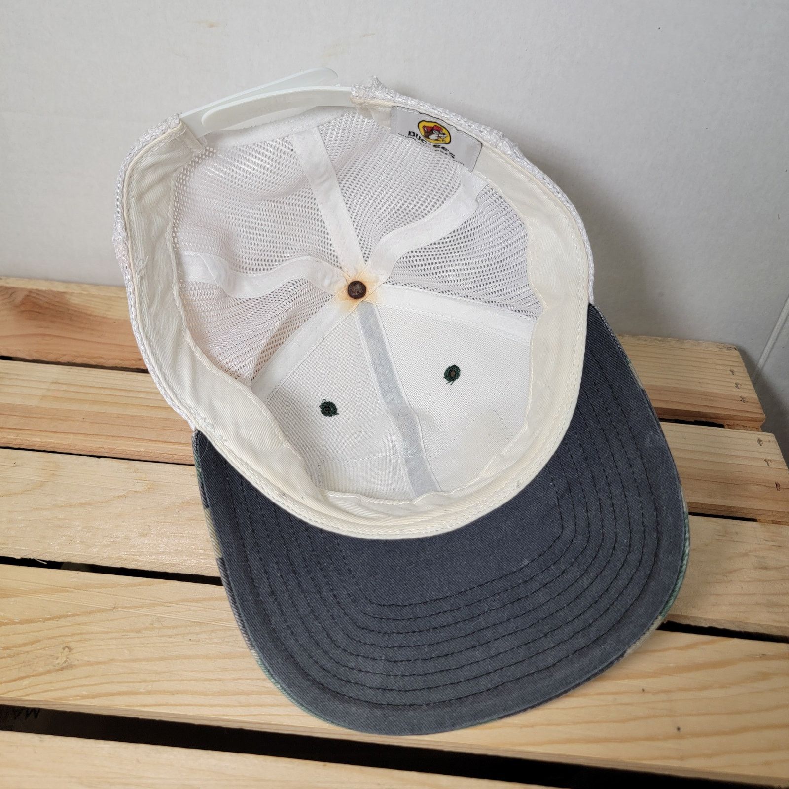 Other Buc-ee's Green Camo Snap Back Trucker Hat Size ONE SIZE - 6 Thumbnail