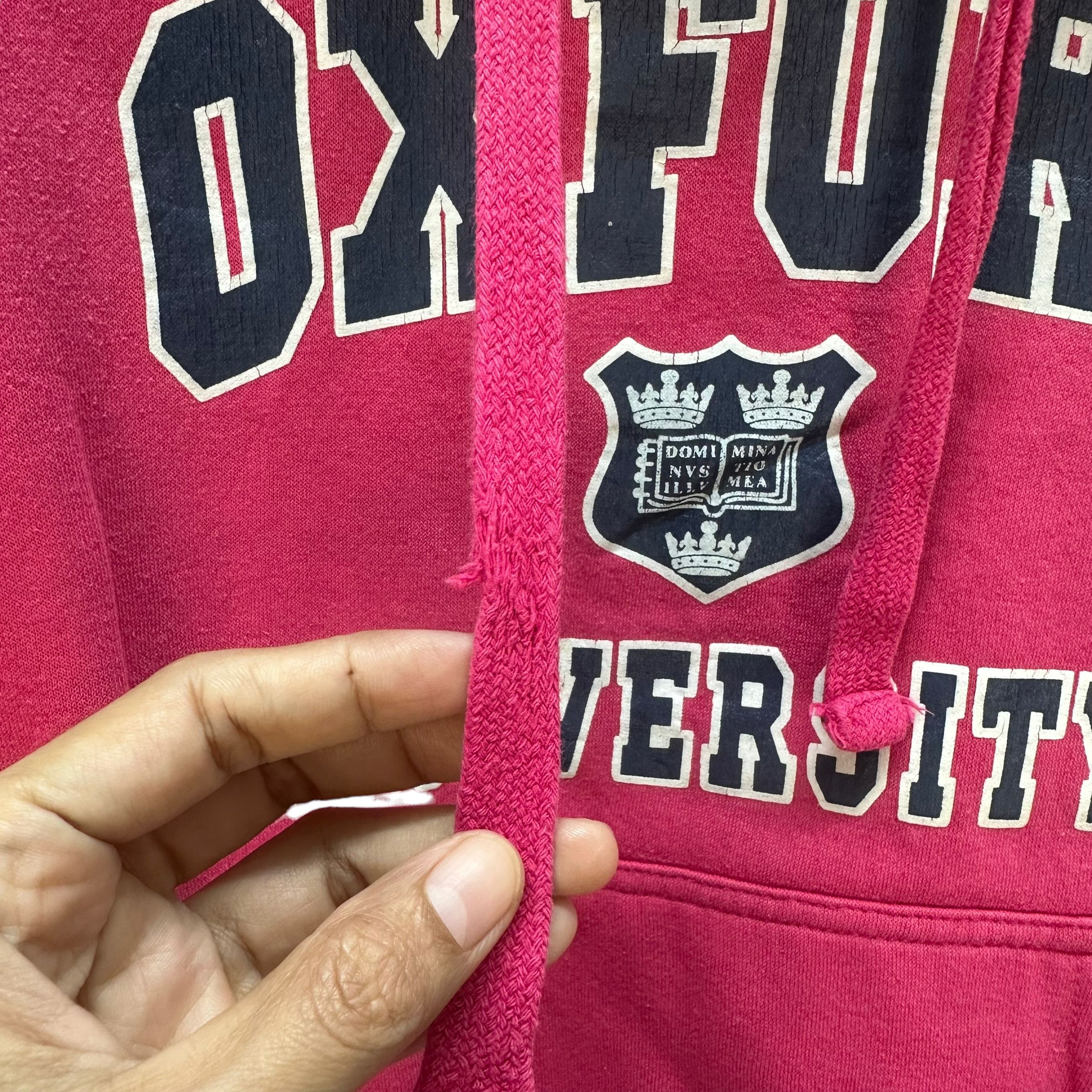 Vintage OXFORD UNIVERSITY BIG LOGO PULLOVER HOODIES #8744-024 Size US XS / EU 42 / 0 - 3 Thumbnail
