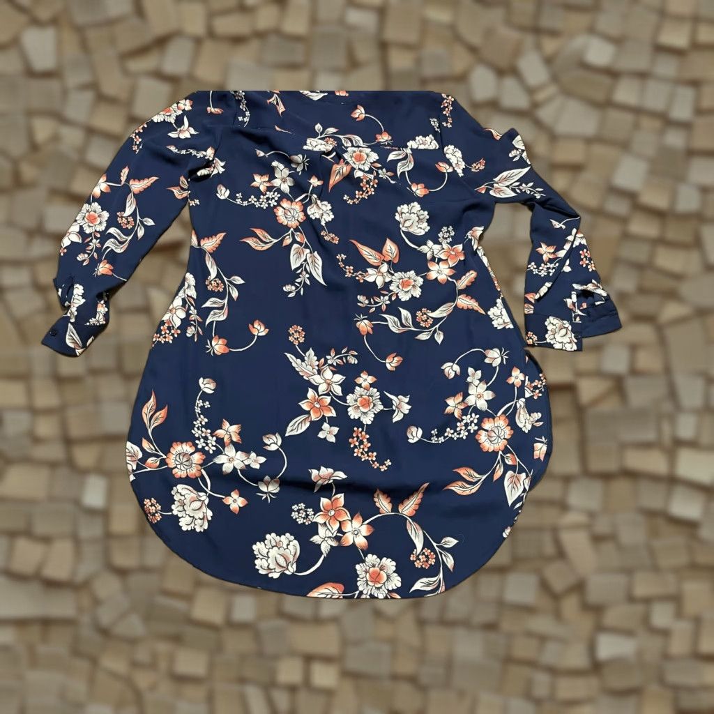 Vintage Como Shirt, Womens Medium Blue White Pink Floral Long Sleeve Button Up Size M / US 6-8 / IT 42-44 - 1 Thumbnail