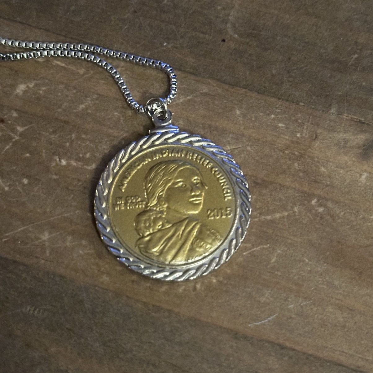 Other American Indian Relief Council 2015 coin pendant necklace Size ONE SIZE - 3 Thumbnail