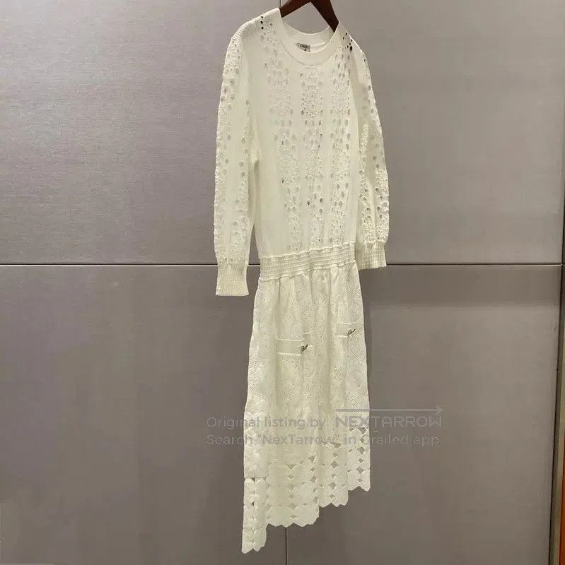 Chanel Chanel White Long Sleeve Knit Dress . Size S / US 4 / IT 40 - 3 Thumbnail