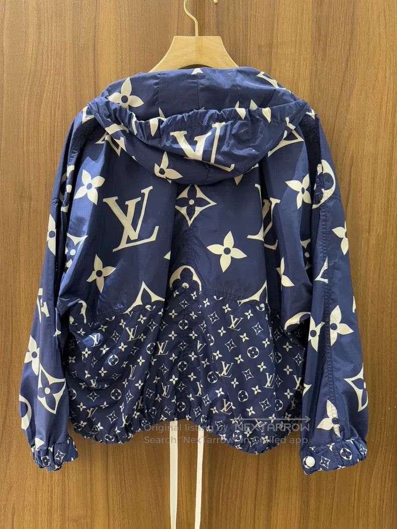 Louis Vuitton Louis Vuitton Blue Old Flower Full Print Trooper Jacket Size XXS / US 00 / IT 34 - 2 Thumbnail