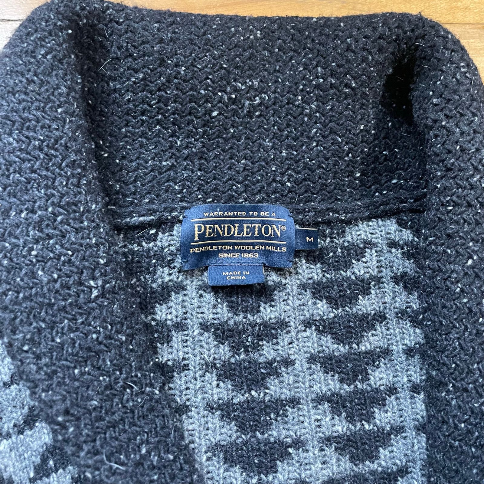 Pendleton Pendleton Thomas Kay Lambswool Cardigan Sweater Tribal L Size US L / EU 52-54 / 3 - 3 Thumbnail