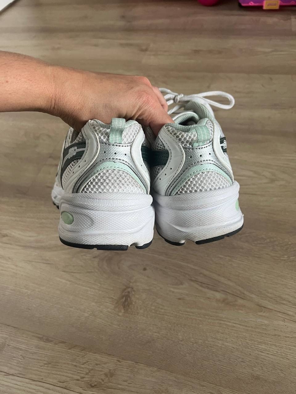 New Balance New Balance 530 men's sneakers size 42 Size US 8.5 / EU 41-42 - 3 Thumbnail