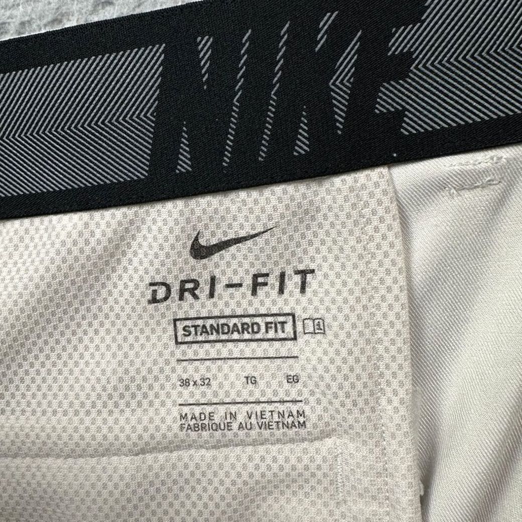 Nike Nike Dri-Fit Golf Pants Mens 38X32 Beige Flat Front Chino Pocket Straight Leg Regular Fit Pants Size US 38 / EU 54 - 4 Thumbnail