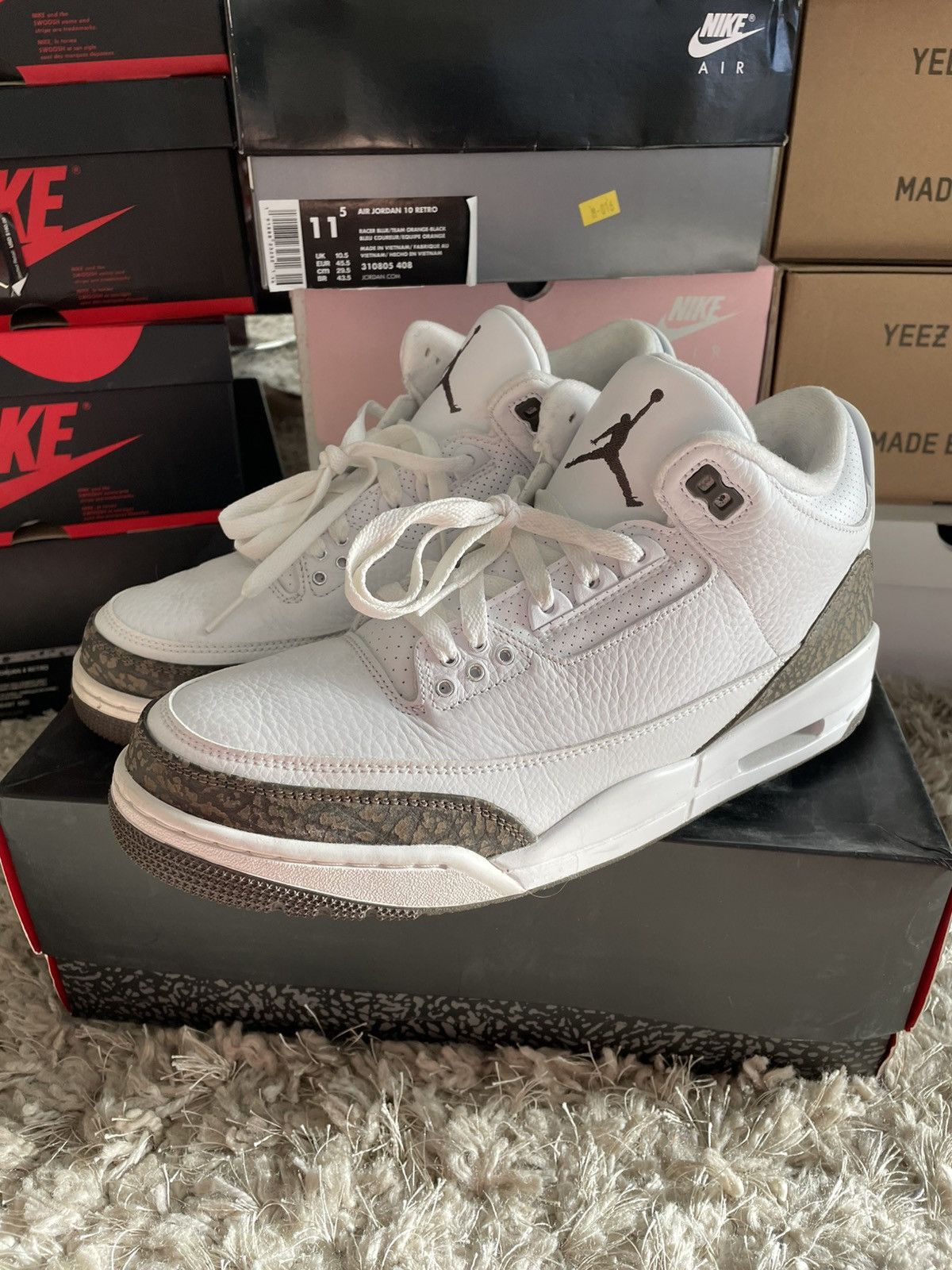 Jordan Brand Jordan 3 Mocha Size US 11 / EU 44 - 1 Thumbnail