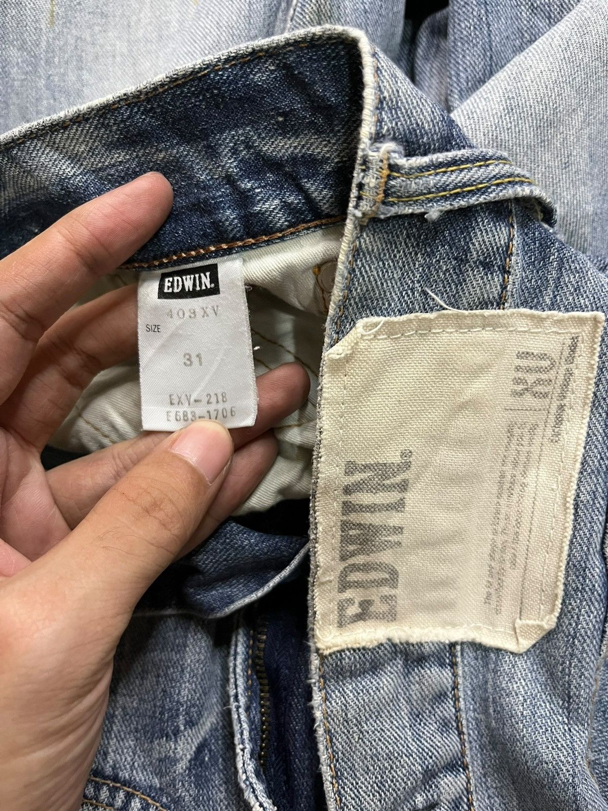 Edwin × Japanese Brand Exclusive Vintage Edwin Light Wash Distressed Loose Jeans Size US 33 - 9 Thumbnail