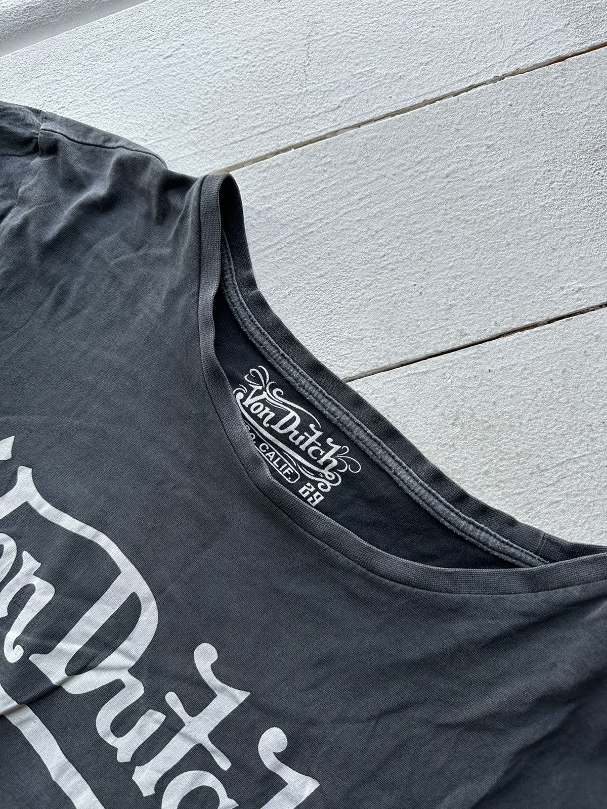 Von Dutch 🚨Y2K VON DUTCH BIG LOGO SUNFADED Y2K distressed style tee Size US M / EU 48-50 / 2 - 4 Thumbnail