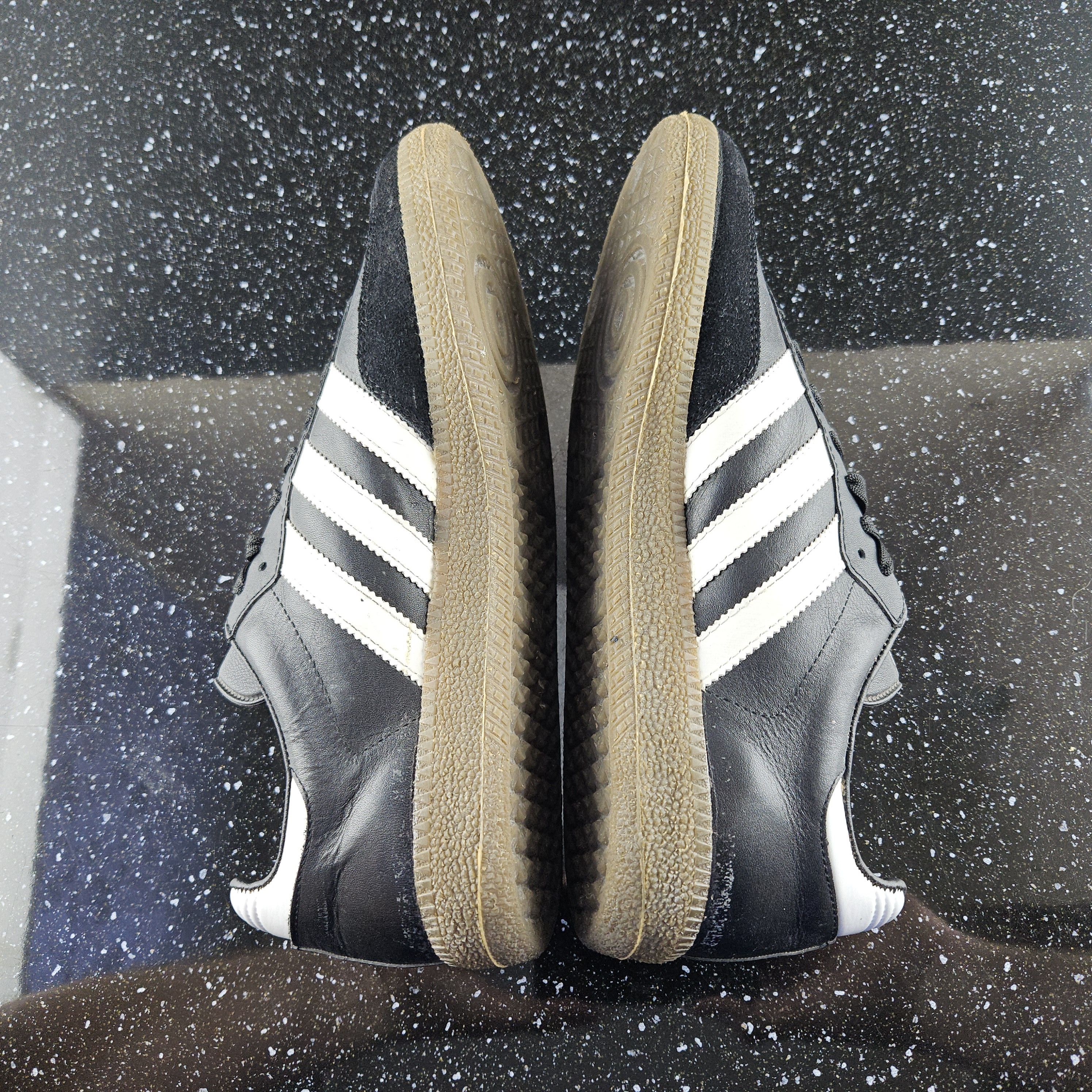 Adidas Vintage Adidas Samba black leather trainers Size US 9 / EU 42 - 7 Thumbnail