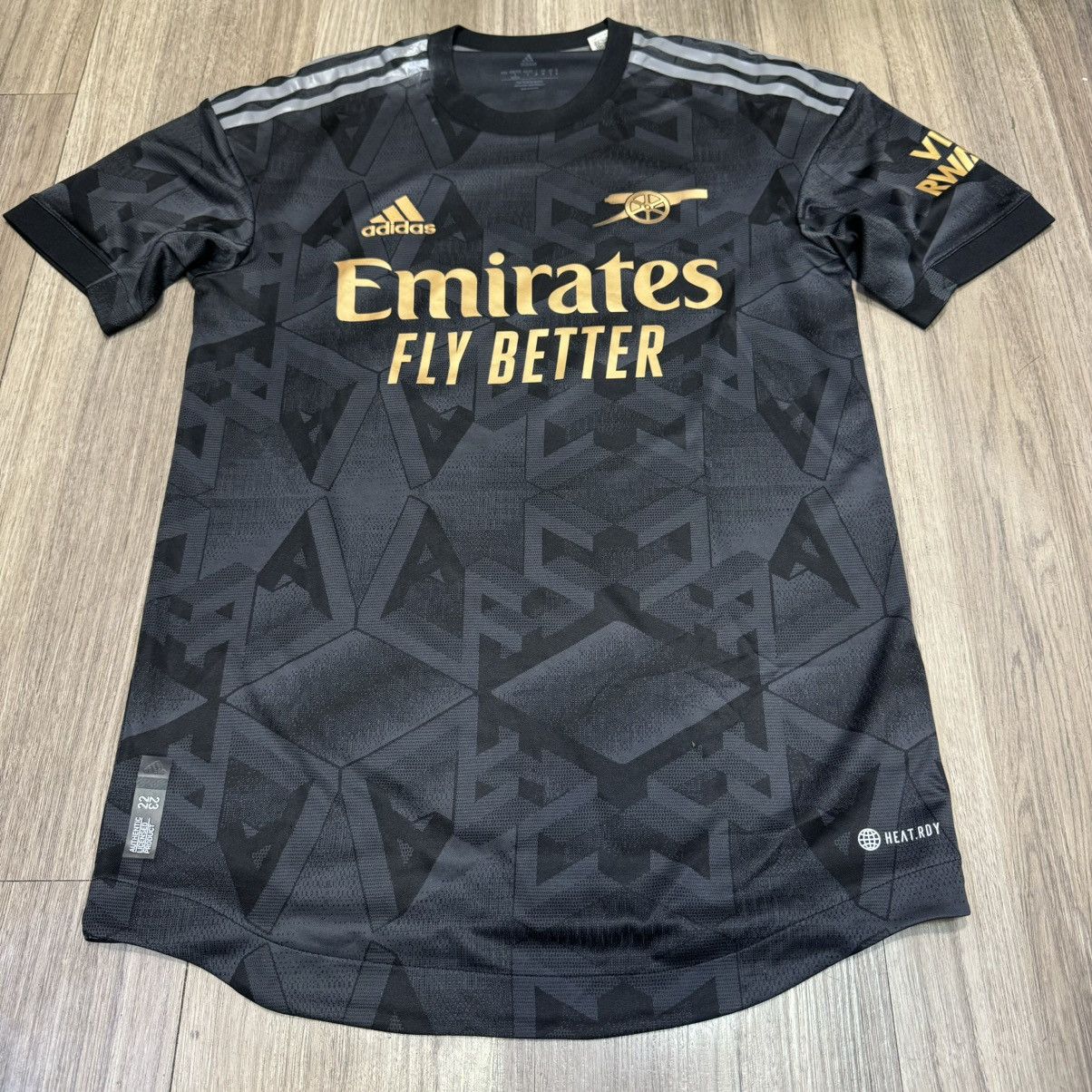 Adidas Arsenal 22/23 player issue away shirt #18 Tomiyasu Size US S / EU 44-46 / 1 - 1 Thumbnail