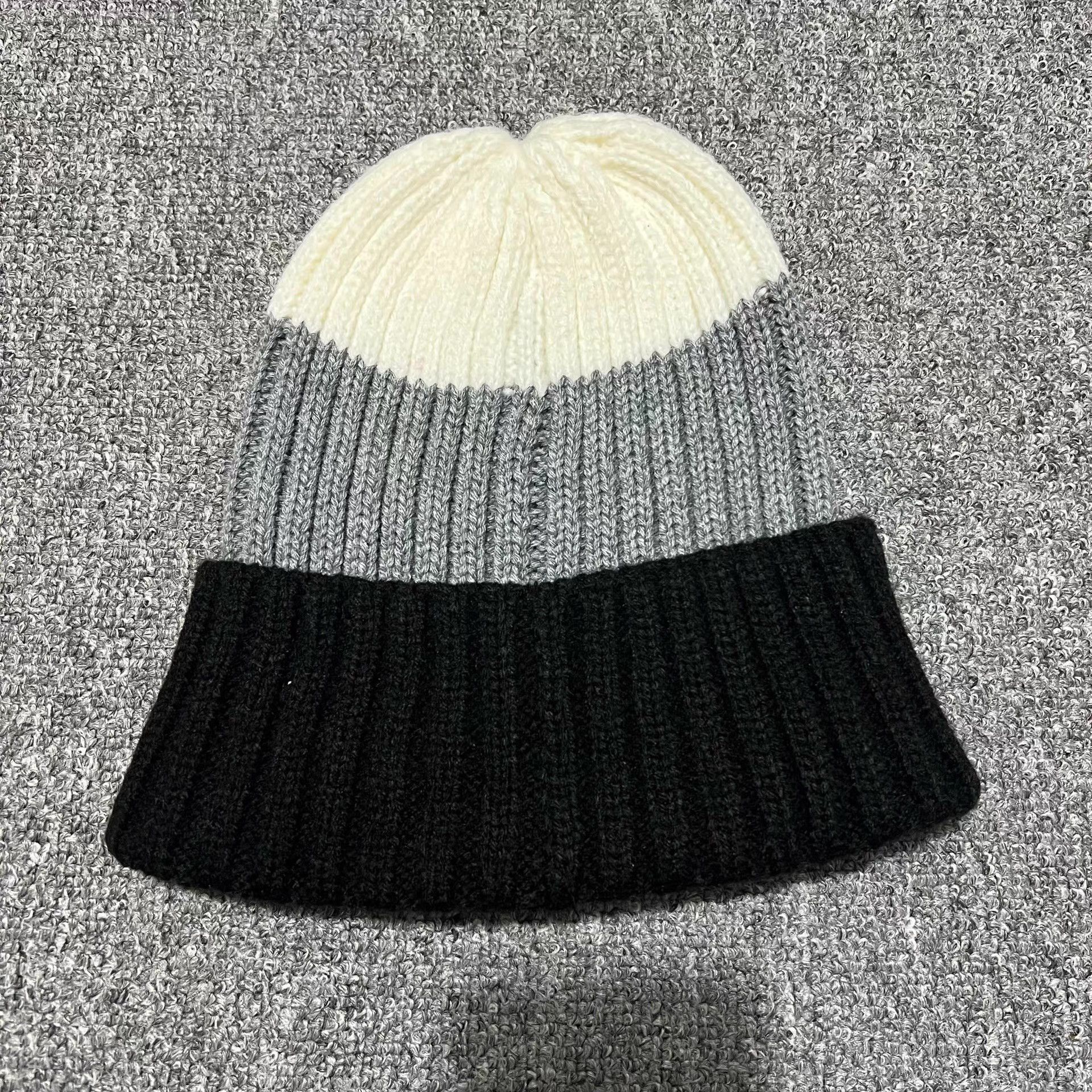 Stussy Stussy contrast color embroidered logo knit beanie Q7 Size ONE SIZE - 6 Thumbnail
