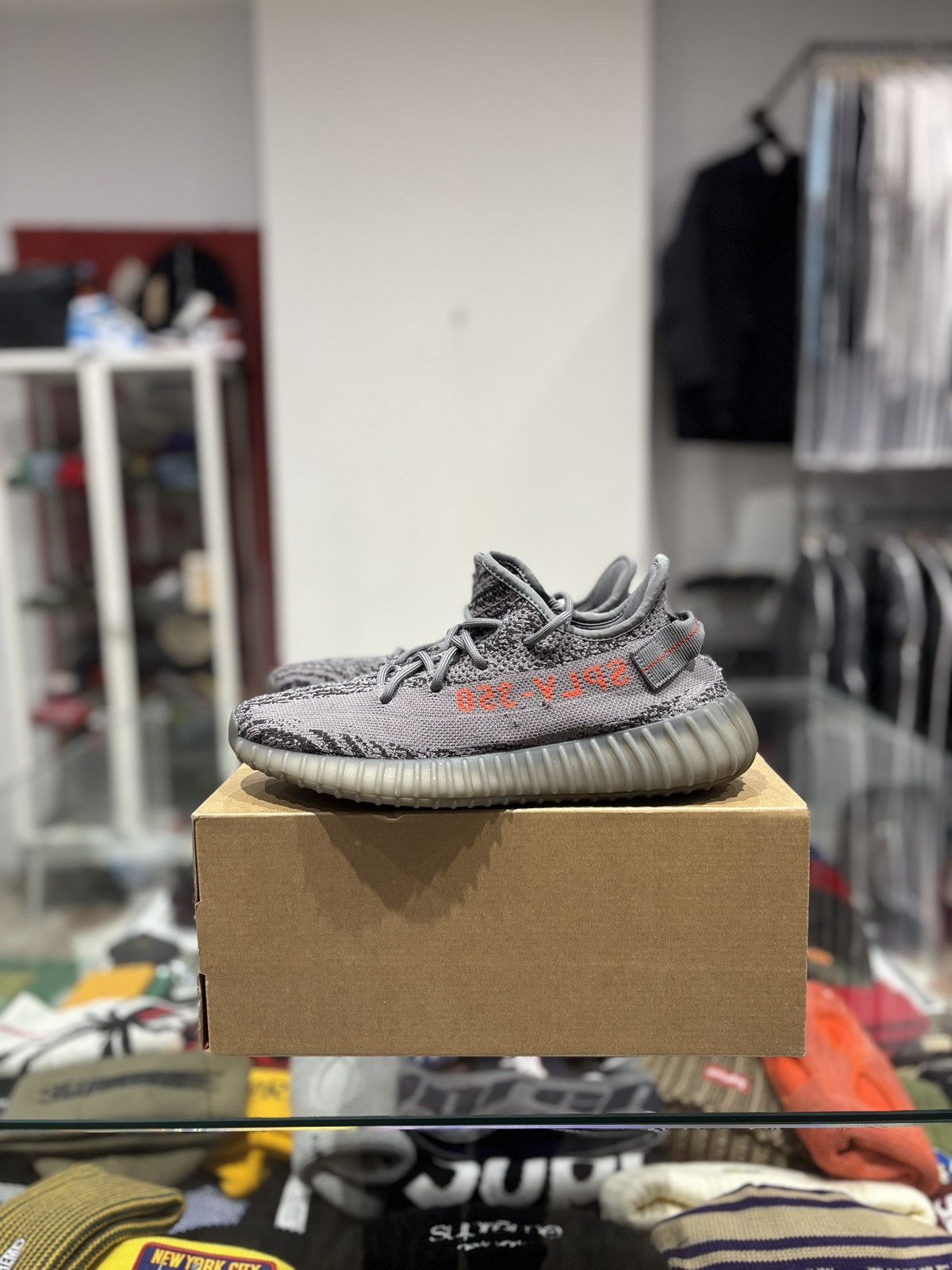 Yeezy Yeezy Boost 350 V2 Beluga 2.0 Size: 8.5 Size US 8.5 / EU 41-42 - 2 Thumbnail