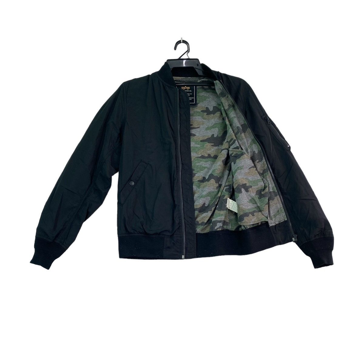 Alpha Industries Alpha industri Size US M / EU 48-50 / 2 - 3 Thumbnail