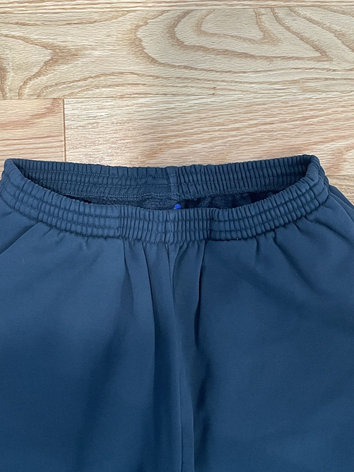 Balenciaga × Gap × Kanye West CYBER WEEK SALE Yeezy Gap Sweatpants Dark Blue Size Small Size US 30 / EU 46 - 3 Thumbnail