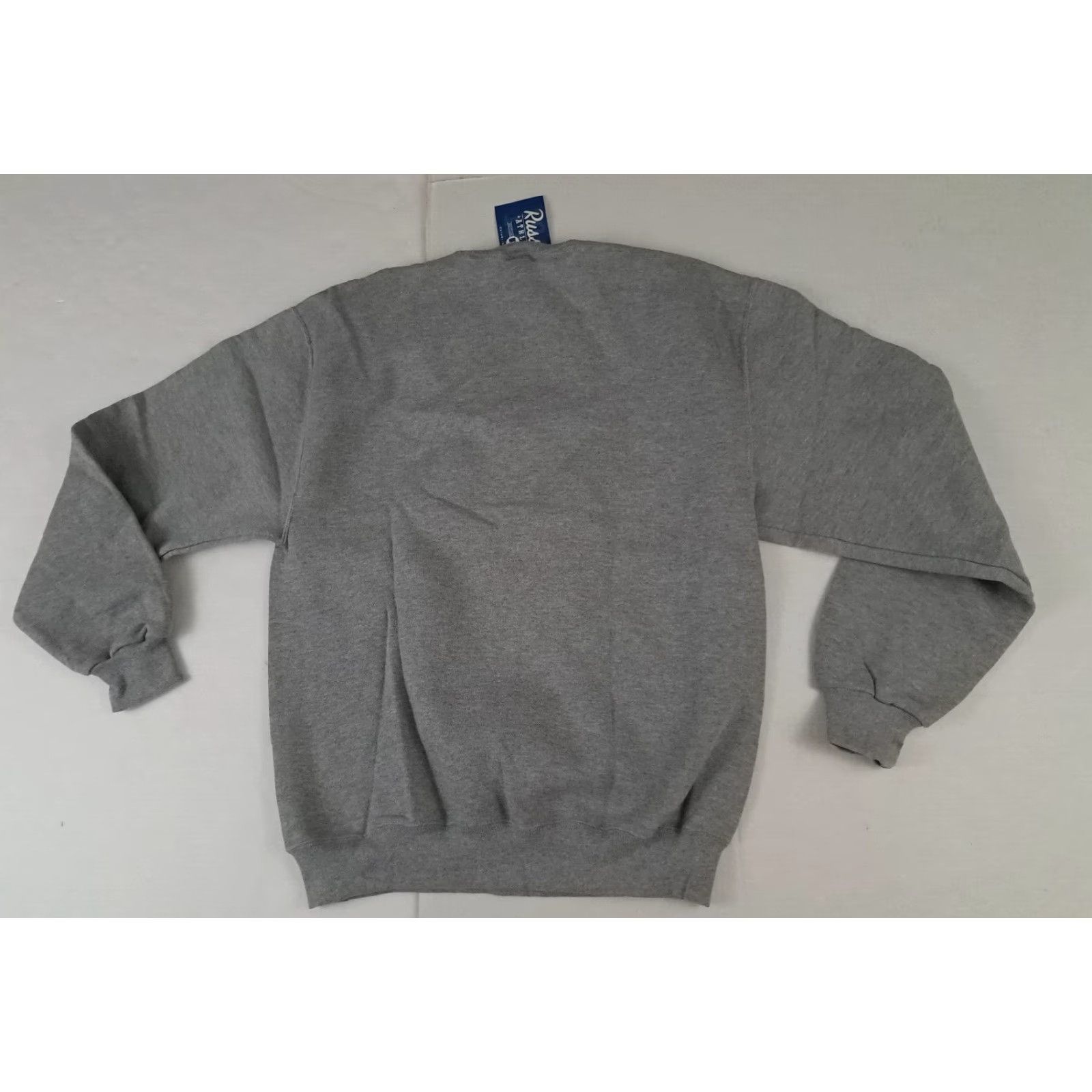 Russell Athletic VINTAGE Russell Sweatshirt Gray M Unisex Adults Pullover Good clean condition 26in long 22in pit to pit Grey Medium All Seasons NWT old stock Size US M / EU 48-50 / 2 - 5 Thumbnail
