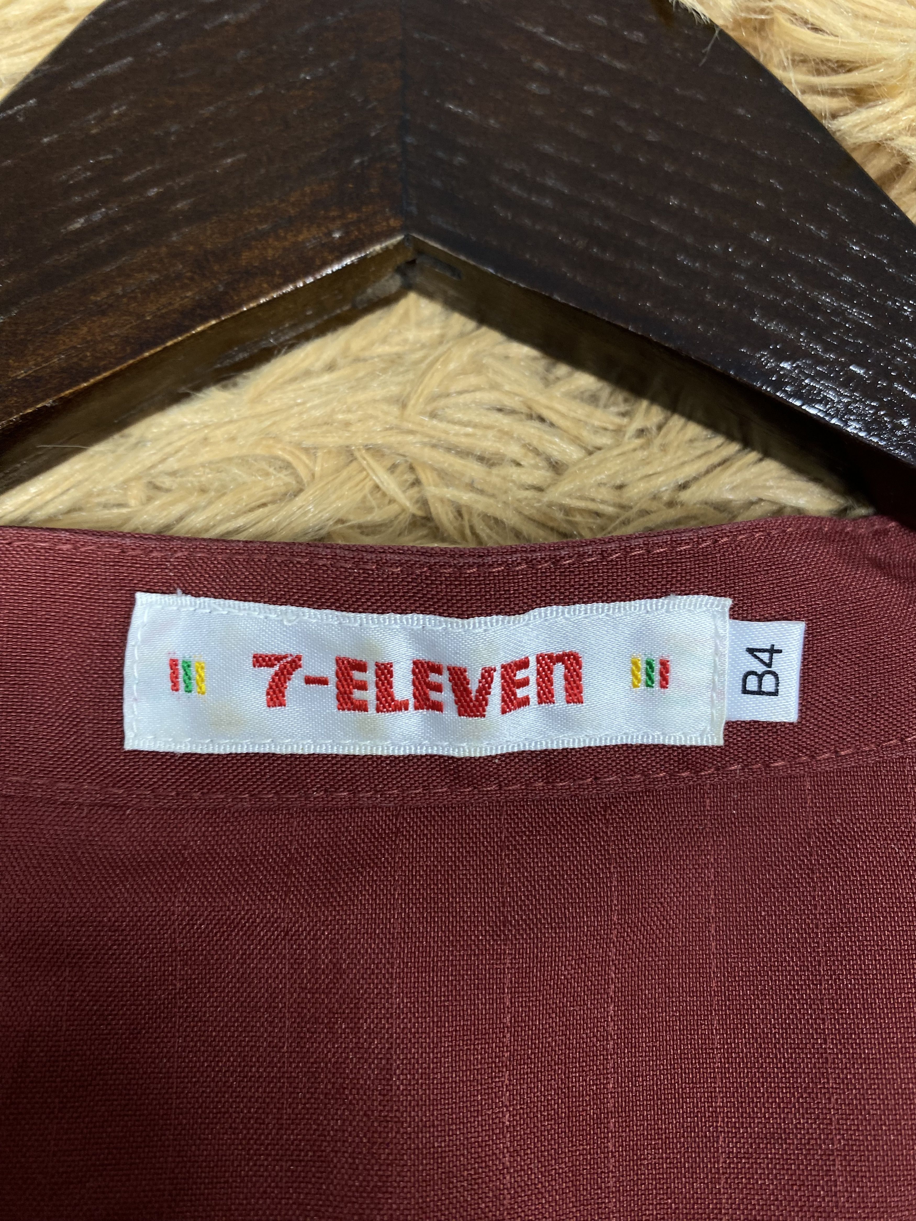 Japanese Brand Vintage 7 Eleven Zip Up Jacket DJ1067 Size US S / EU 44-46 / 1 - 9 Thumbnail