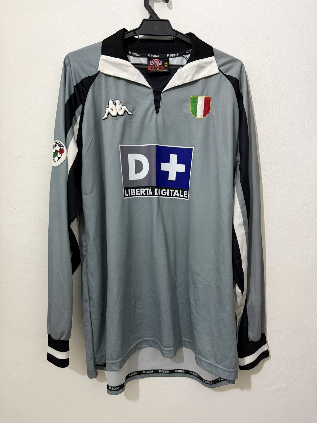 Kappa Vintage Juventus jersey goalkeeper Size US XL / EU 56 / 4 - 1 Thumbnail