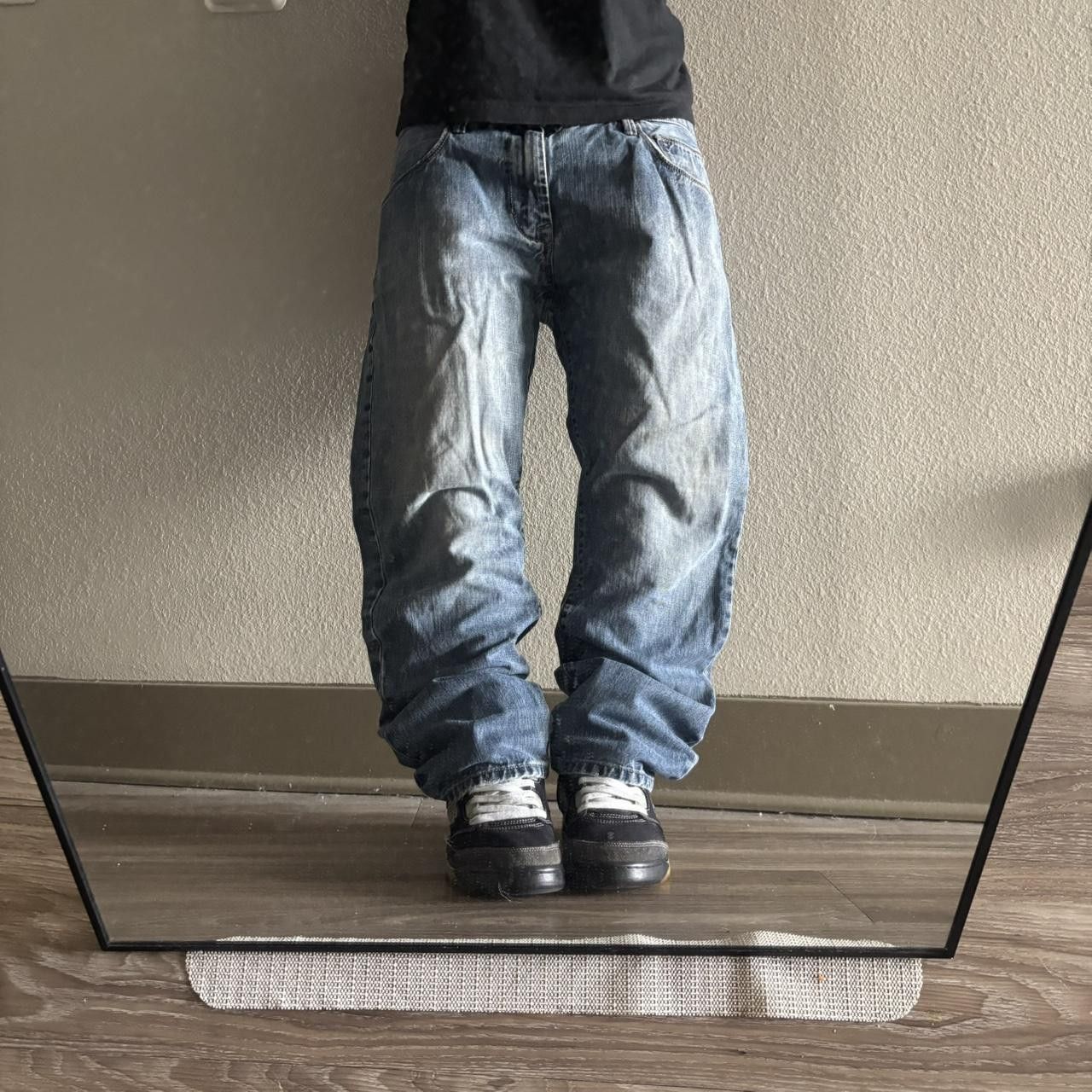 Vintage Crazy Vintage Y2K/2000s Grunge Medium Wash Essential Denim Jeans! 38x28 Size US 38 / EU 54 - 1 Thumbnail