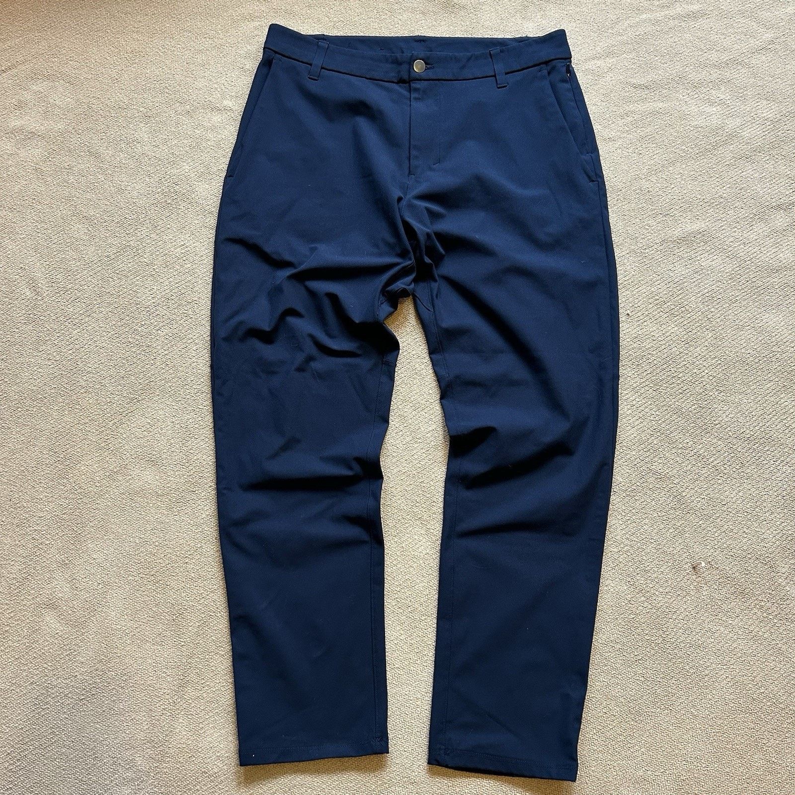 Lululemon Commission Classic Athletic Performance Chino Pants 32x29 Size US 32 / EU 48 - 1 Thumbnail