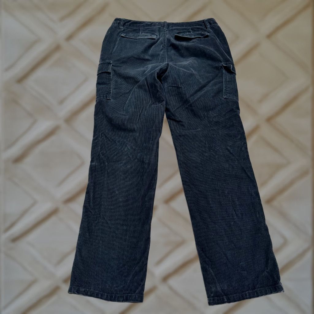 Vintage L.L. Bean Classic Fit Corduroy Cargo Pants Womens 12R Dark Blue Casual Outdoor Pants Size 34" / US 12 / IT 48 - 1 Thumbnail