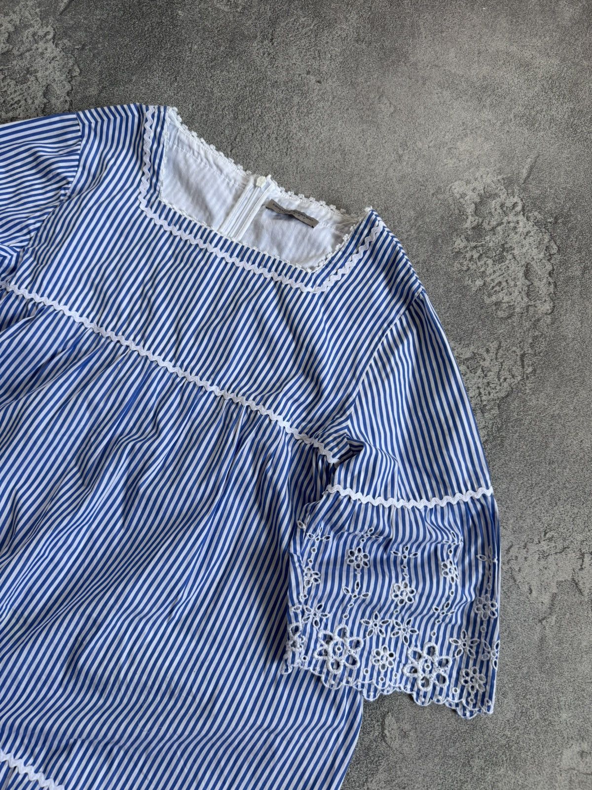 Ermanno Scervino Ermanno Scervino S/size striped dress 👗 blue short sleeve Size S / US 4 / IT 40 - 4 Thumbnail