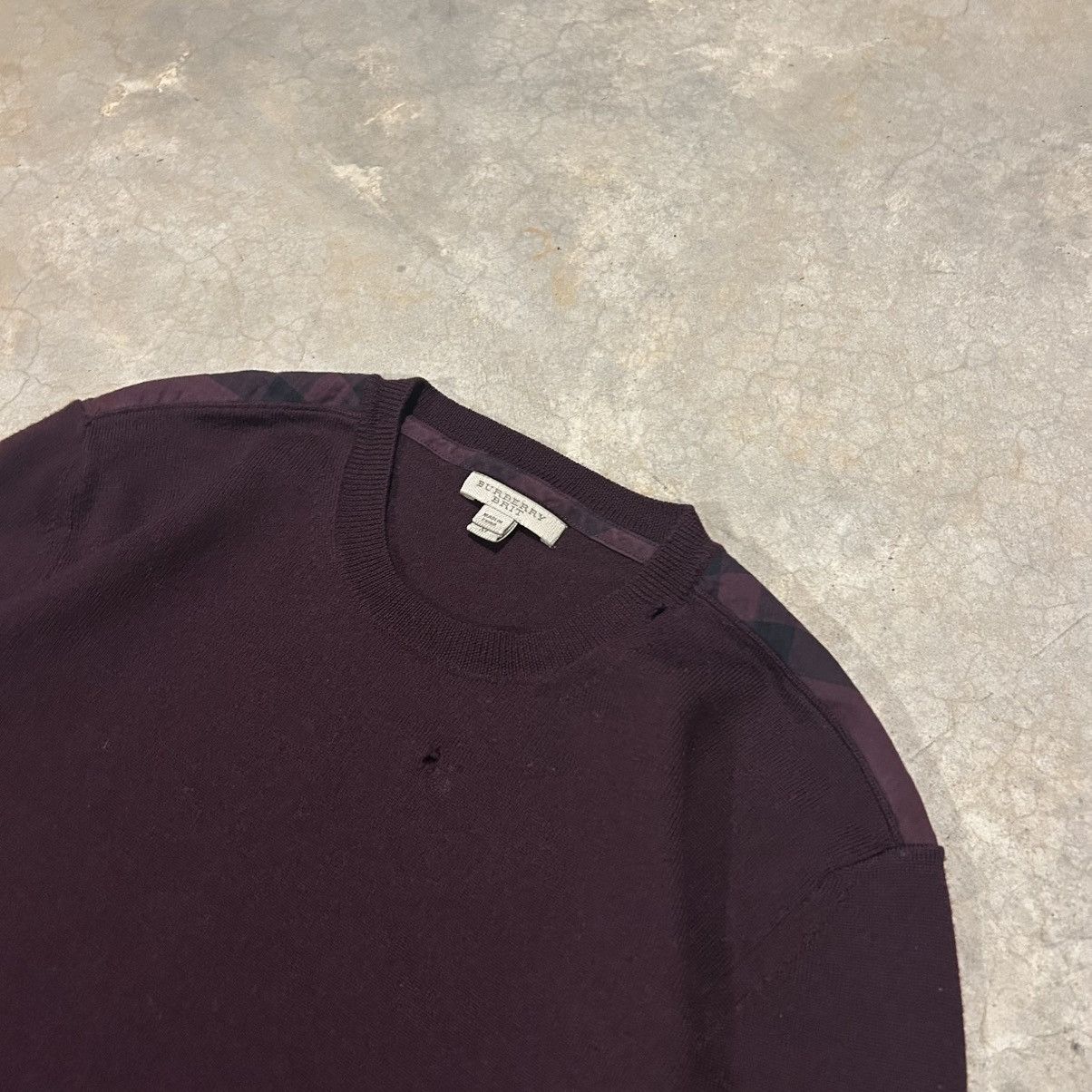 Burberry × Designer Burberry Nova Check Merino Wool Distressed Sweater Size US M / EU 48-50 / 2 - 4 Thumbnail