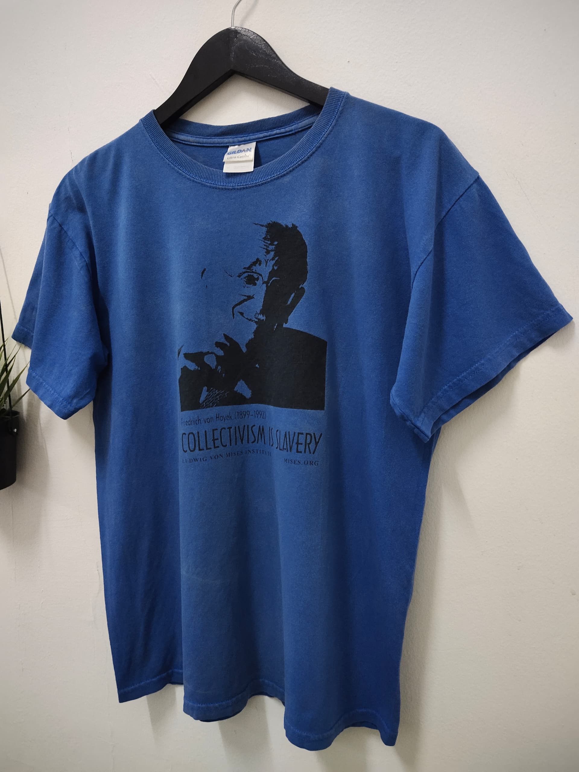 Band Tees vintage Friedrich Von Hayek potrait tee graphic rare Size US M / EU 48-50 / 2 - 3 Thumbnail