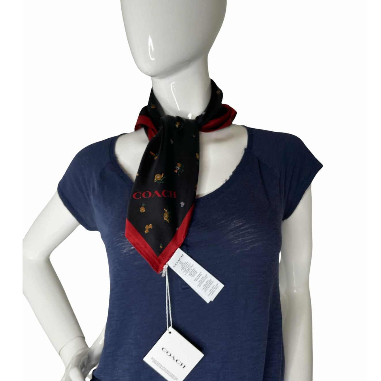 Coach Coach Peanuts Snoopy Apple Silk Bandana Scarf in Black Size ONE SIZE - 2 Thumbnail