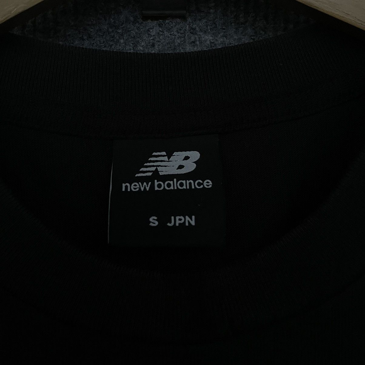 New Balance New Balance Stripes Essentials T Shirt Size US S / EU 44-46 / 1 - 3 Thumbnail